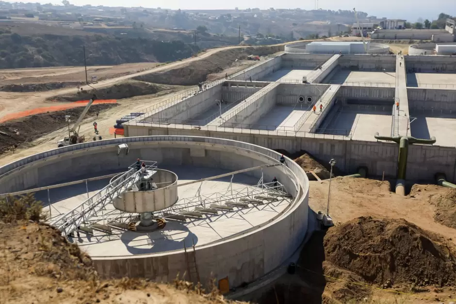 Presidenta de M�xico y Gobernadora de BC realizan recorrido por planta de tratamiento de aguas residuales en Tijuana