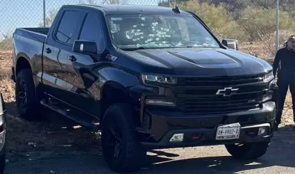 Matan a un hombre mientras estaba a bordo de un veh�culo, en el estacionamiento 