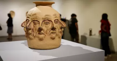 Exhiben arte cer�mico bajacaliforniano en la galer�a de la ciudad