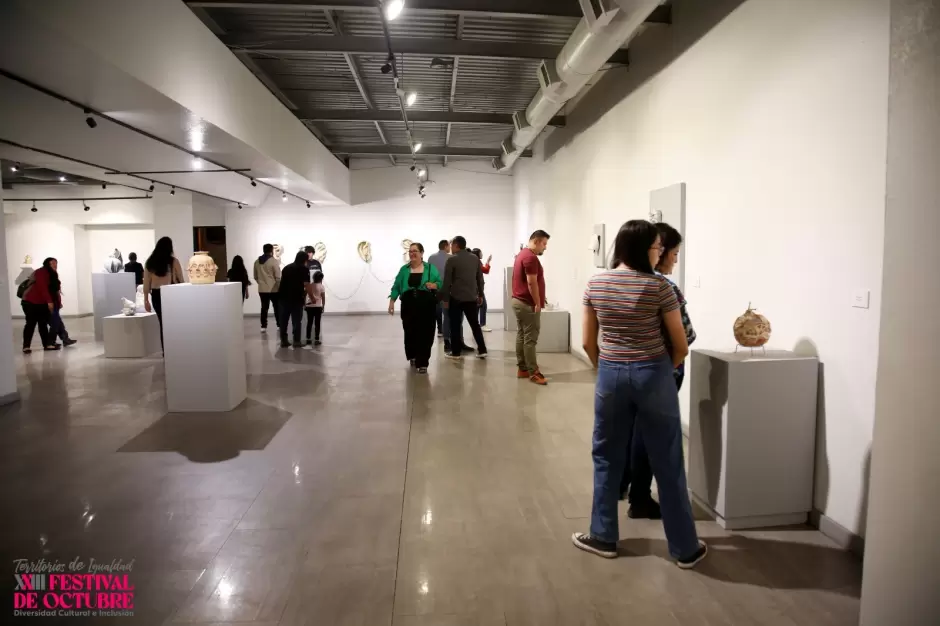 Exhiben arte cer�mico bajacaliforniano en la galer�a de la ciudad