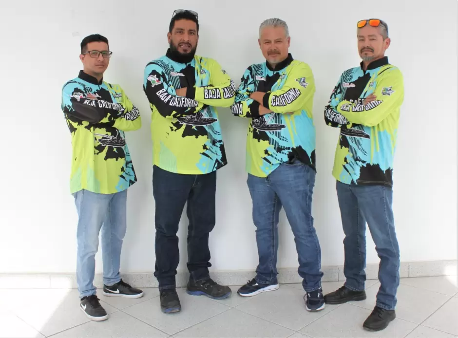 Abanderan a la selecci�n estatal de pesca deportiva en kayak