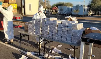 Aseguramiento de 900 kilos de coca�na en SLRC