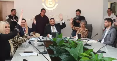 Aprueban en comisiones la iniciativa de reforma a la Ley Org�nica del Poder Ejec