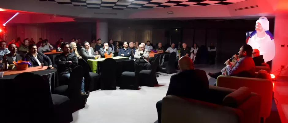 Empresarios de Tijuana comparten en Canaco las historias m�s escalofriantes que los llevaron al �xito