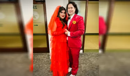 El condado celebra ceremonias de boda con tem�tica de Halloween