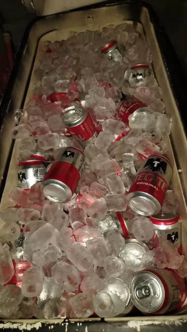 Arrestan a hombre en Mexicali por intentar sobornar a polic�as tras ser sorprendido vendiendo cerveza en la calle