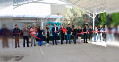 Inaugura Rom�n Cota obra escolar de "La escuela es nuestra"