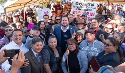 Atiende alcalde Ismael Burgue�o Ruiz a la comunidad de la presa Aberlardo l. Rod