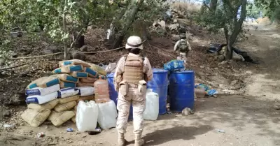 Ej�rcito Mexicano asegura laboratorio clandestino en Ensenada
