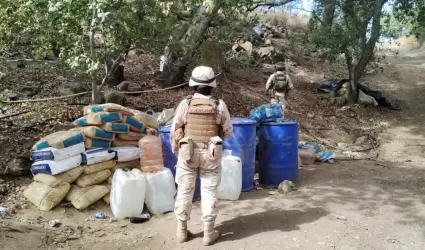 Ej�rcito Mexicano asegura laboratorio clandestino en Ensenada