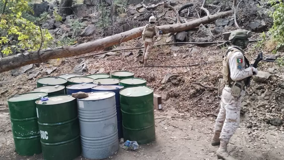 Ej�rcito Mexicano asegura laboratorio clandestino en Ensenada