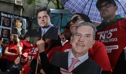 Manifestaci�n en contra de la reforma judicial afuera de la Suprema Corte de Jus