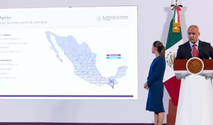 Jes�s Antonio Esteva Medina, secretario de Infraestructura, Comunicaciones y Tra