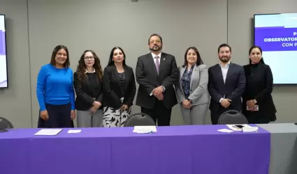 Sesiona Observatorio Ciudadano de Sentencias con Perspectiva de G�nero en Baja C