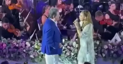 Evelyn Salgado, se avienta un "palomazo" con el cantante Jorge "Coque" Mu�iz