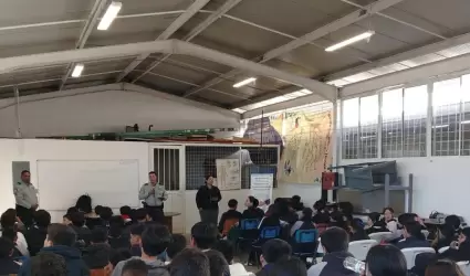Una tercera parte de estudiantes de secundaria en M�xico sufre acoso escolar, ad