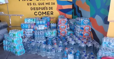 Donaciones de agua para N�cori Chico