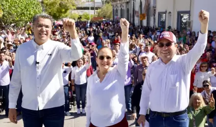 Diputado federal Ram�n Flores, alcaldesa de Guaymas Karla C�rdova y Heriberto Ca