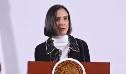 Luz Elena Gonz�lez Escobar, secretaria de Energ�a