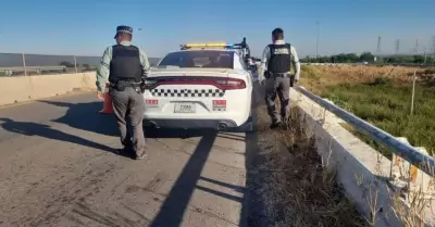 Hallan cuerpos de siete personas a un costado de la Maxipista Culiac�n-Mazatl�n