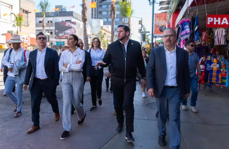 Recibe alcalde Ismael Burgue�o a Secretar�a de Turismo del Gobierno de M�xico