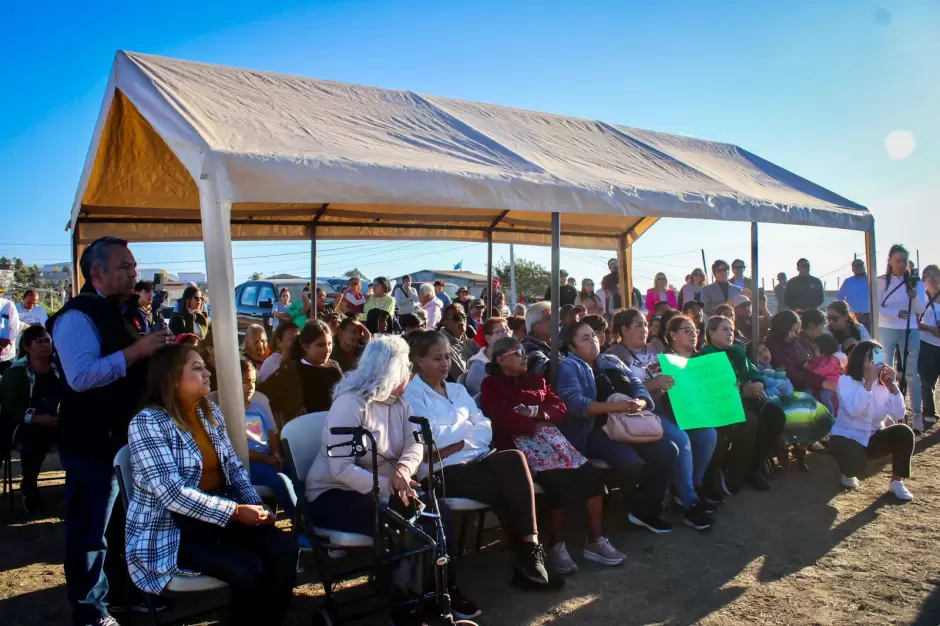 Alcaldesa Roc�o Adame Mu�oz inicia obras de mejoramiento en vialidades de Primo Tapia