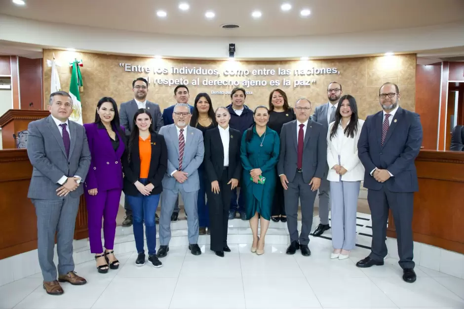 CESPT acompa�a al titular de SEPROA en el informe de la glosa