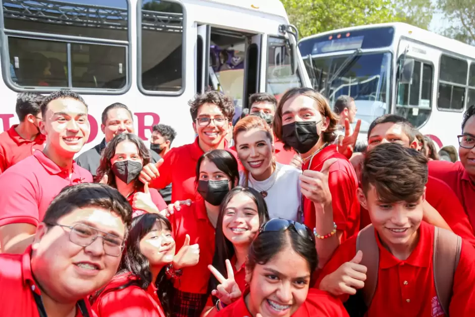 Invita gobernadora Marina del Pilar a las y los j�venes a recibir su beca JOBEC