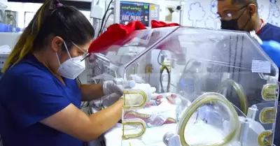 Sensibilizan en el cuidado del beb� prematuro, desde el nacimiento y a lo largo 