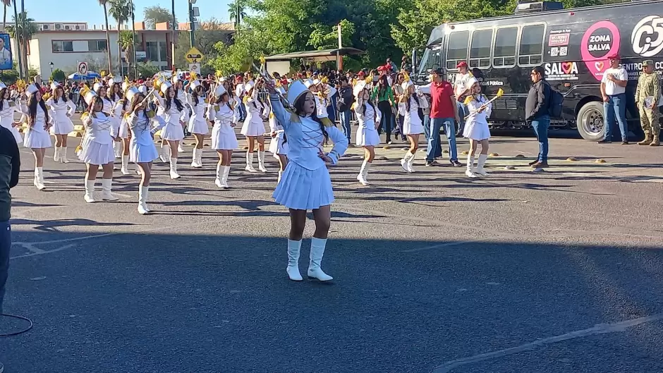 Desfile conmemorativo del aniversario de la Revoluci�n Mexicana