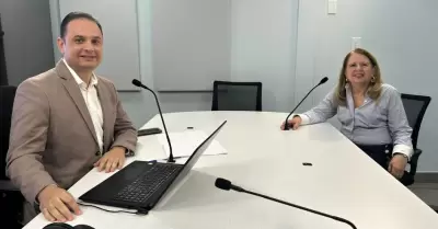Juan Carlos Z��iga y Loretta Ortiz