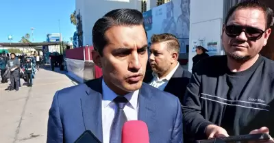Froyl�n G�mez, secretario de Educaci�n