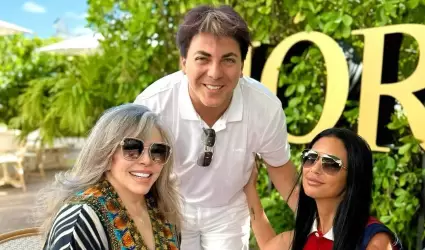 Cristian Castro y Mariela S�nchez con Ver�nica Castro