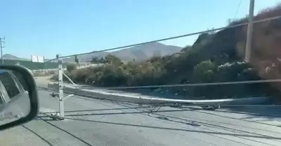 Reportaron postes ca�dos en el bulevar 2000 hacia La Presa