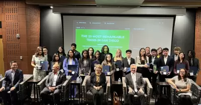 Reconocen a los 25 j�venes m�s extraordinarios del condado de San Diego por sus 