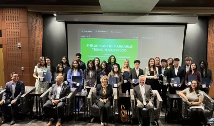 Reconocen a los 25 j�venes m�s extraordinarios del condado de San Diego por sus 
