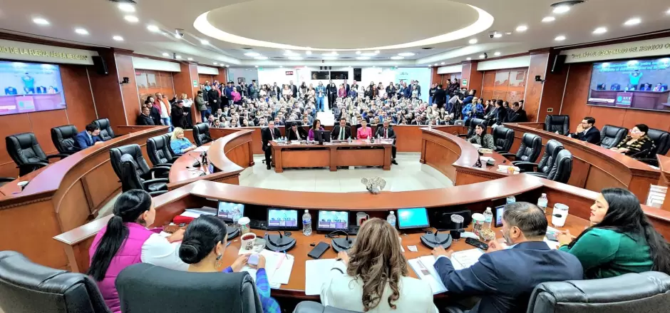 Presenta glosa titular de la Secretar�a de Salud ante comisi�n que preside la diputada Gloria Miramontes