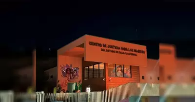 Ilumina CEJUM su edificio en naranja para conmemorar el D�a Internacional de la 