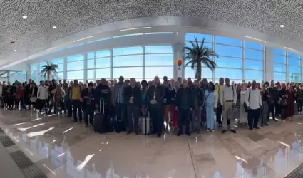 M�dicos cubanos llegan al AIFA