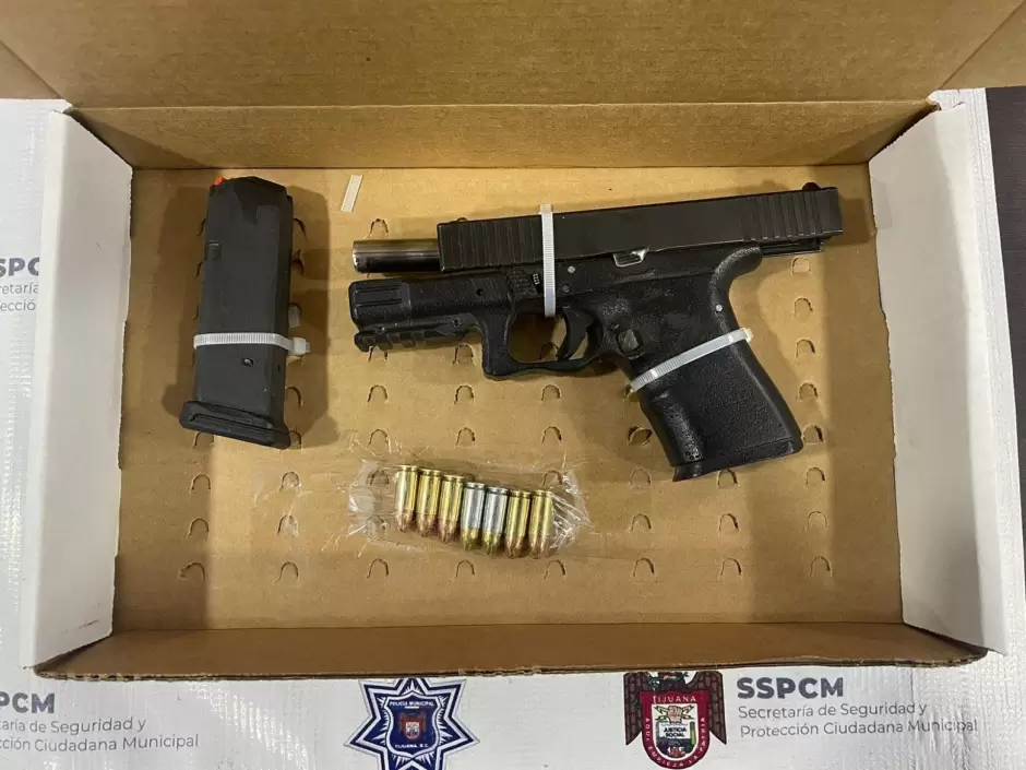 Tras persecuci�n policial, capturan a dos presuntos asaltantes