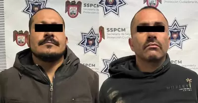 Tras persecuci�n policial, capturan a dos presuntos asaltantes