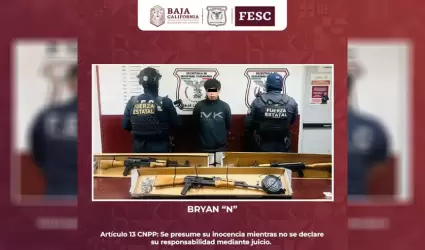 Tras persecuci�n, FESC detiene a joven en posesi�n de armas largas