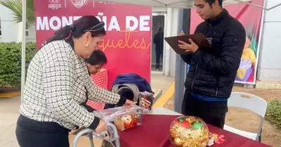 Monta�a de juguetes
