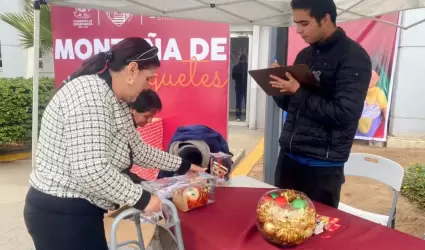 Monta�a de juguetes