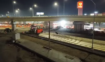 Puente en distribuidor vial L�zaro C�rdenas y Venustiano Carranza