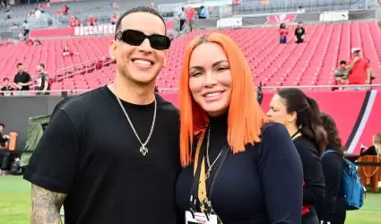 Daddy Yankee y Mireddys Gonz�lez