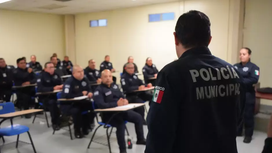Capacitaci�n de polic�as municipales en Tijuana