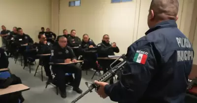 Capacitaci�n de polic�as municipales en Tijuana