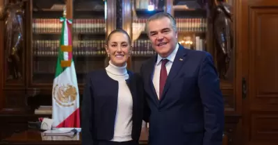 Claudia Sheinbaum y Francisco Cervantes D�az, presidente del Consejo Coordinador