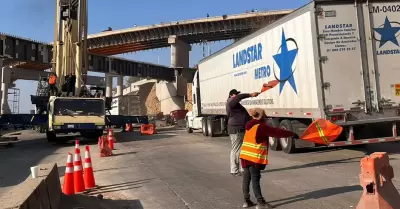 Construcci�n de la Garita Otay II